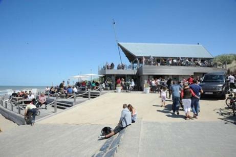 Family Beach House - Surf & Sea Bredene Buitenkant foto